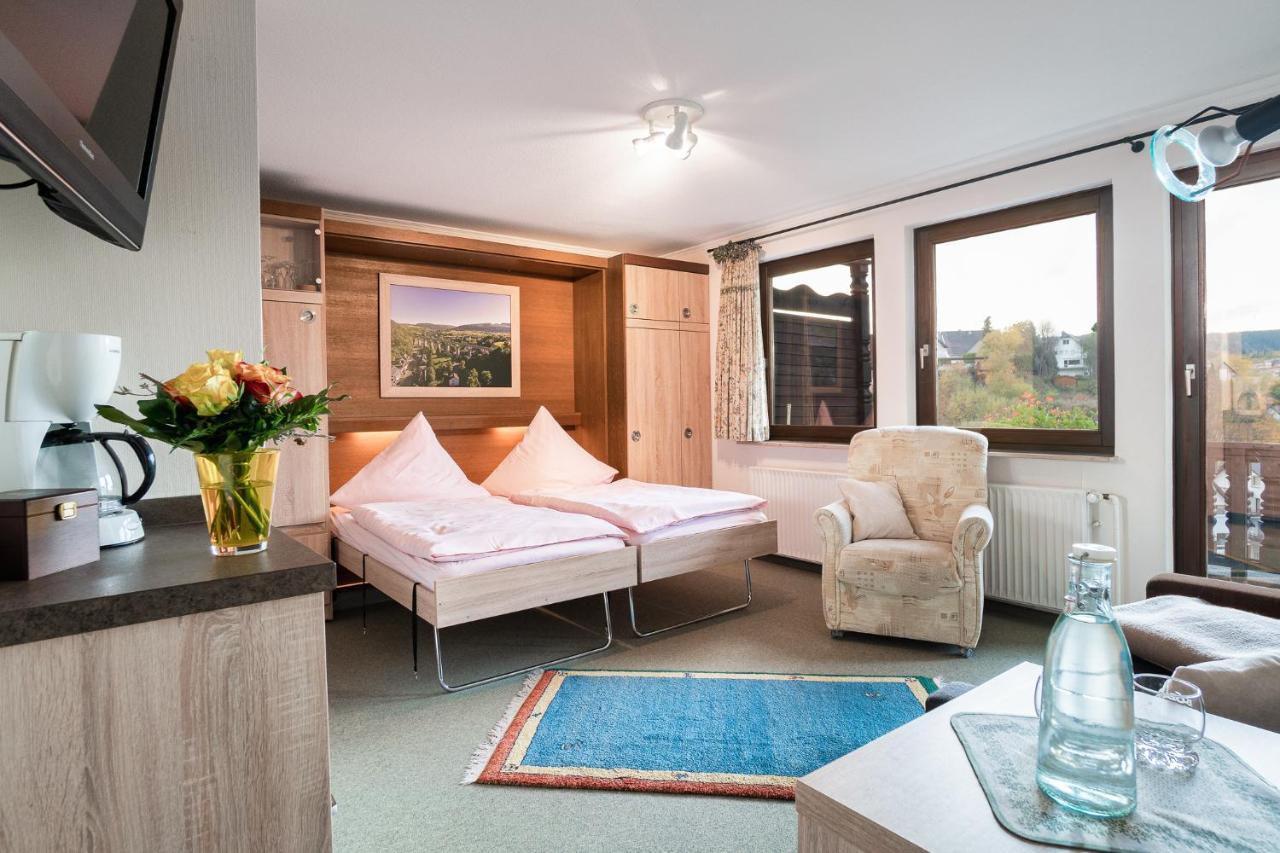 Cafe Alt Willingen Apartment Exterior photo