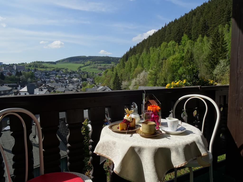 Cafe Alt Willingen Apartment Exterior photo