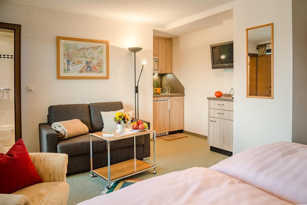 Cafe Alt Willingen Apartment Exterior photo